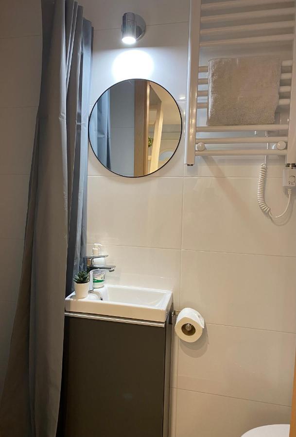 Downtown Mini Apartment บูดาเปสต์ ภายนอก รูปภาพ